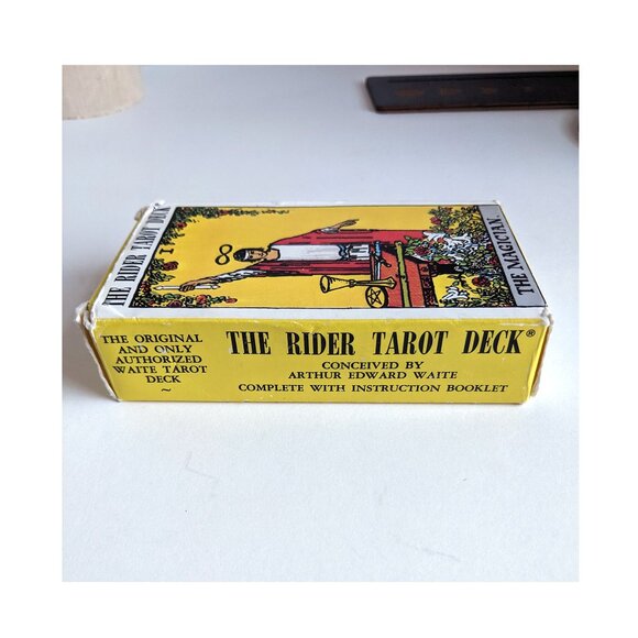 VINTAGE RYDER TAROT DECK CARD SET By PAMELA COLMAN SMITH & 2pc's Wooden Stand - Picture 7 of 9